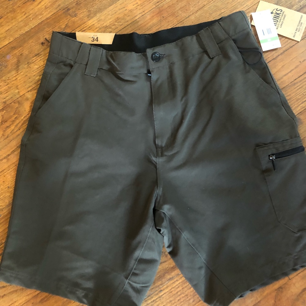Brand new Size 34 hiking shorts